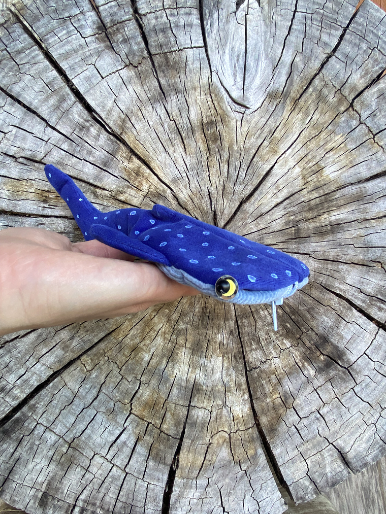 Monedero Tiburón ballena - Azul brilla en oscuridad  3