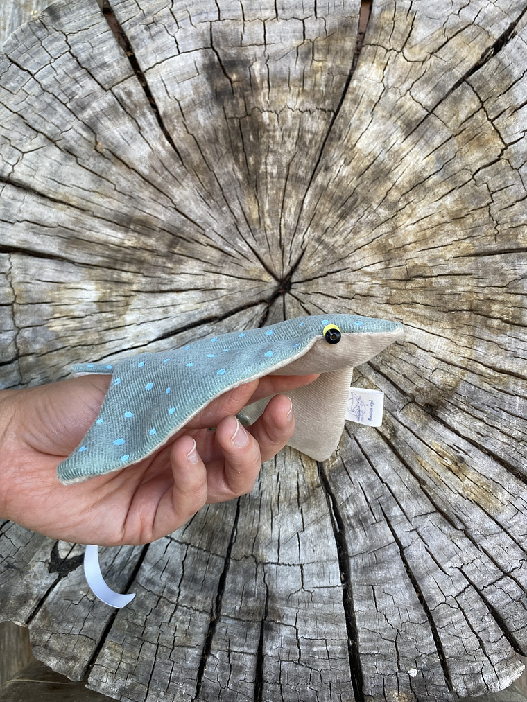 Raya moteada “s” - verde agua brilla en oscuridad  1