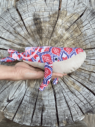 Peluche Ballena azul “xs” - Roja Mandala 