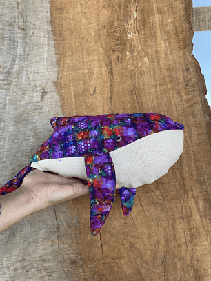 Peluche Ballena azul “M” - Texturas Morada