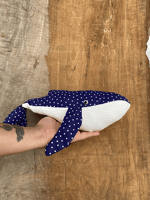 Peluche Ballena azul “S” - Azul puntos blancos 
