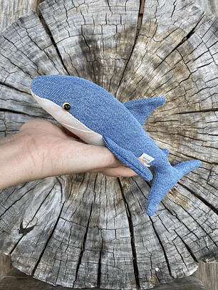 Peluche tiburón blanco- jeans clasic 