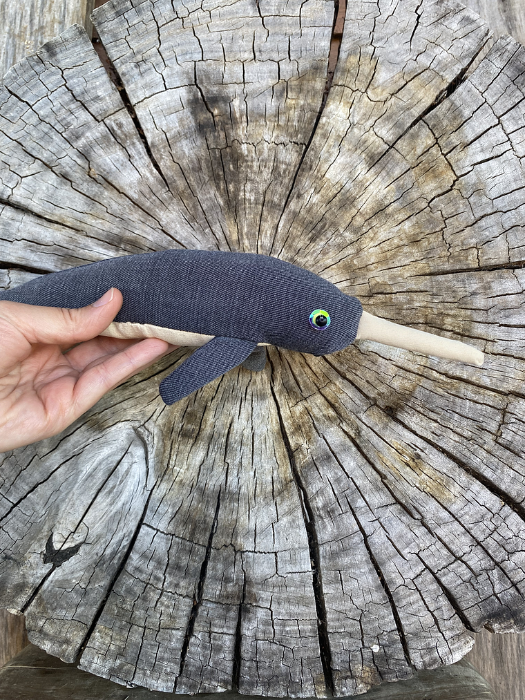 Peluche narval - negro jeans  1