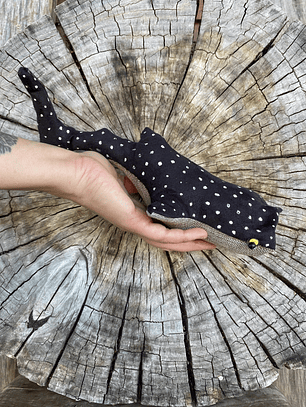 Peluche tiburón ballena “s”- azul oscuro 