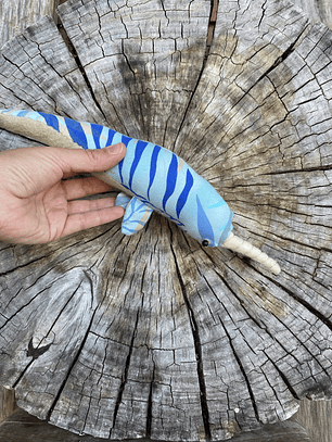 Peluche narval - celeste estampado