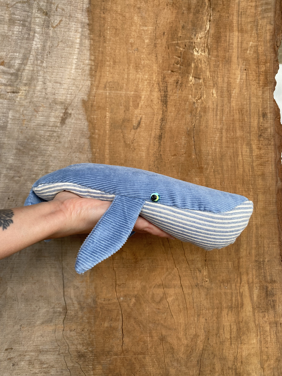 Guatero de semilla Ballena azul - celeste  2