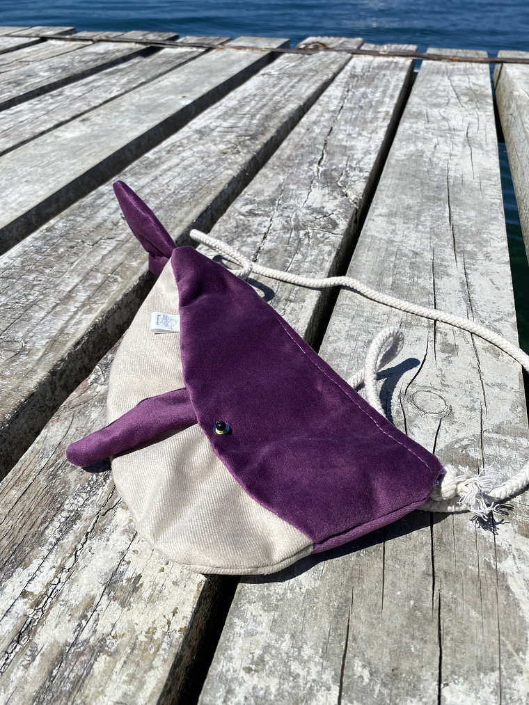 Cartera ballena - Morada 1
