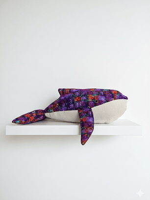 Peluche Ballena azul “M” - Texturas Morada