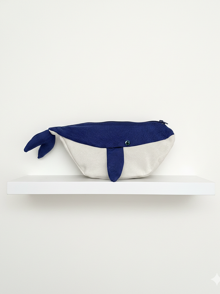 Estuche ballena azul “L”- Azul puntos 1