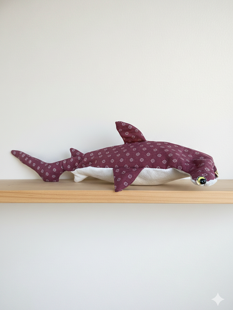 Estuche Tiburón martillo burdeo 1