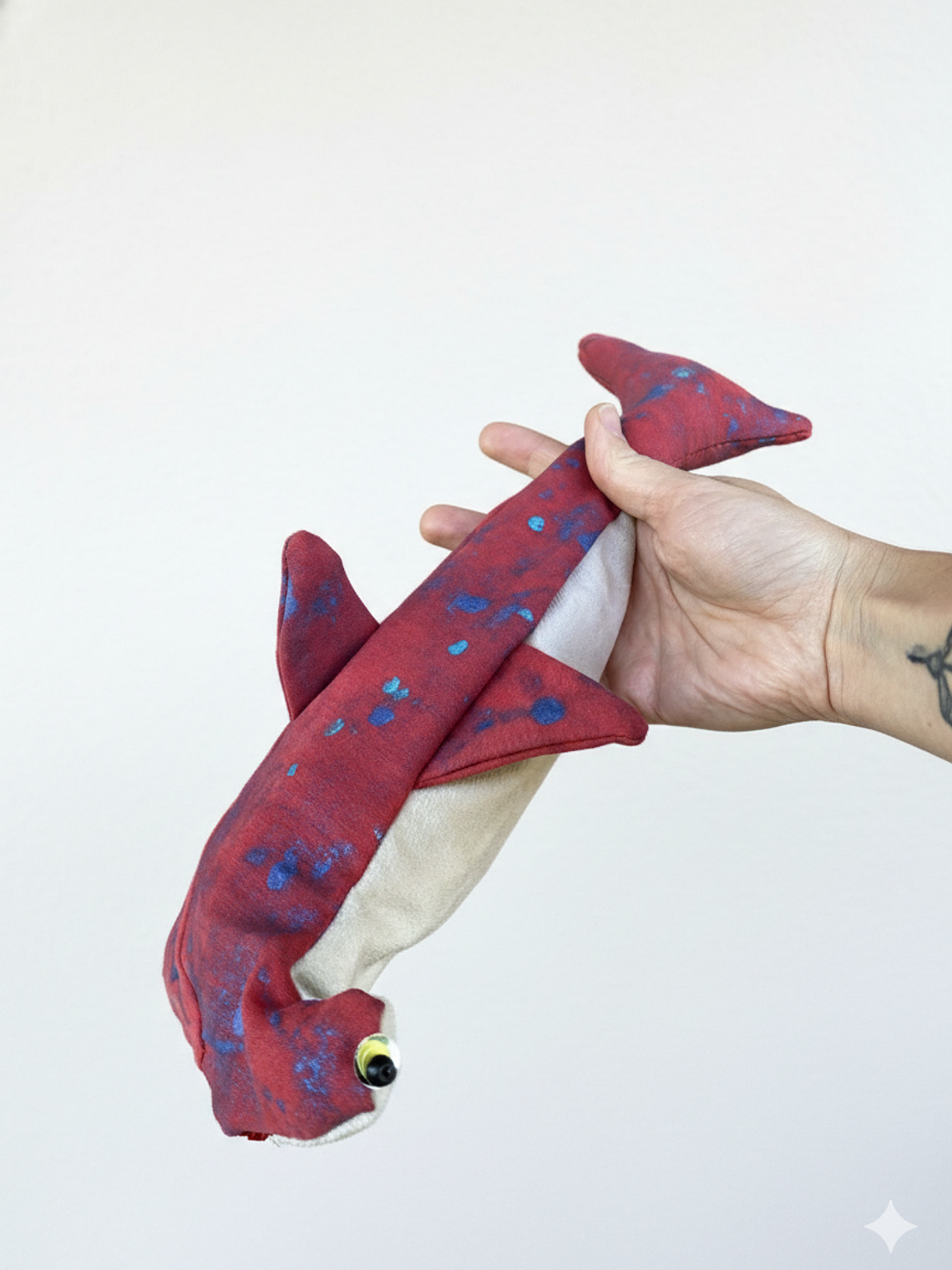 Estuche Tiburón martillo 1