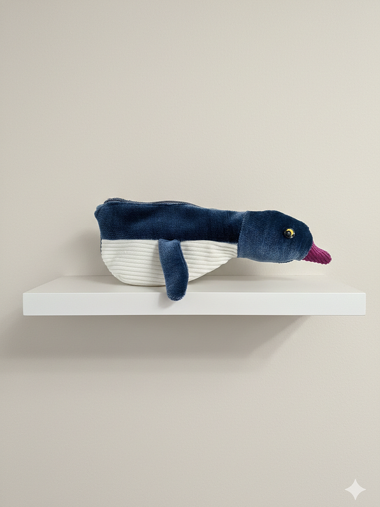 Estuche pingüino - azul piedra 1