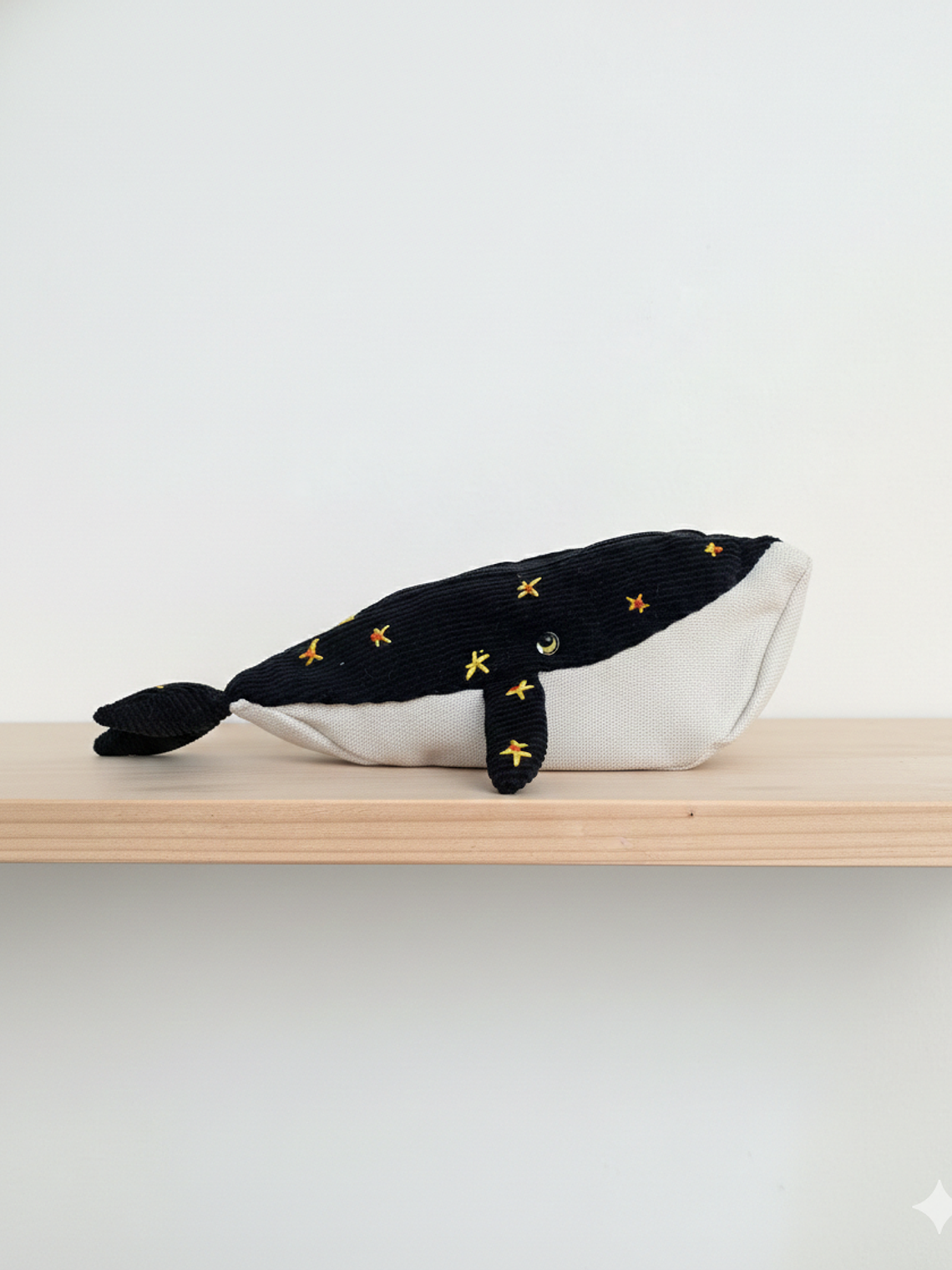 Estuche ballena azul “m” 1