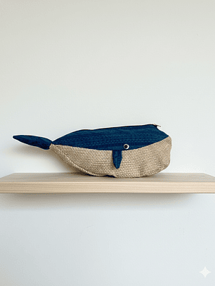 Estuche ballena azul “m”