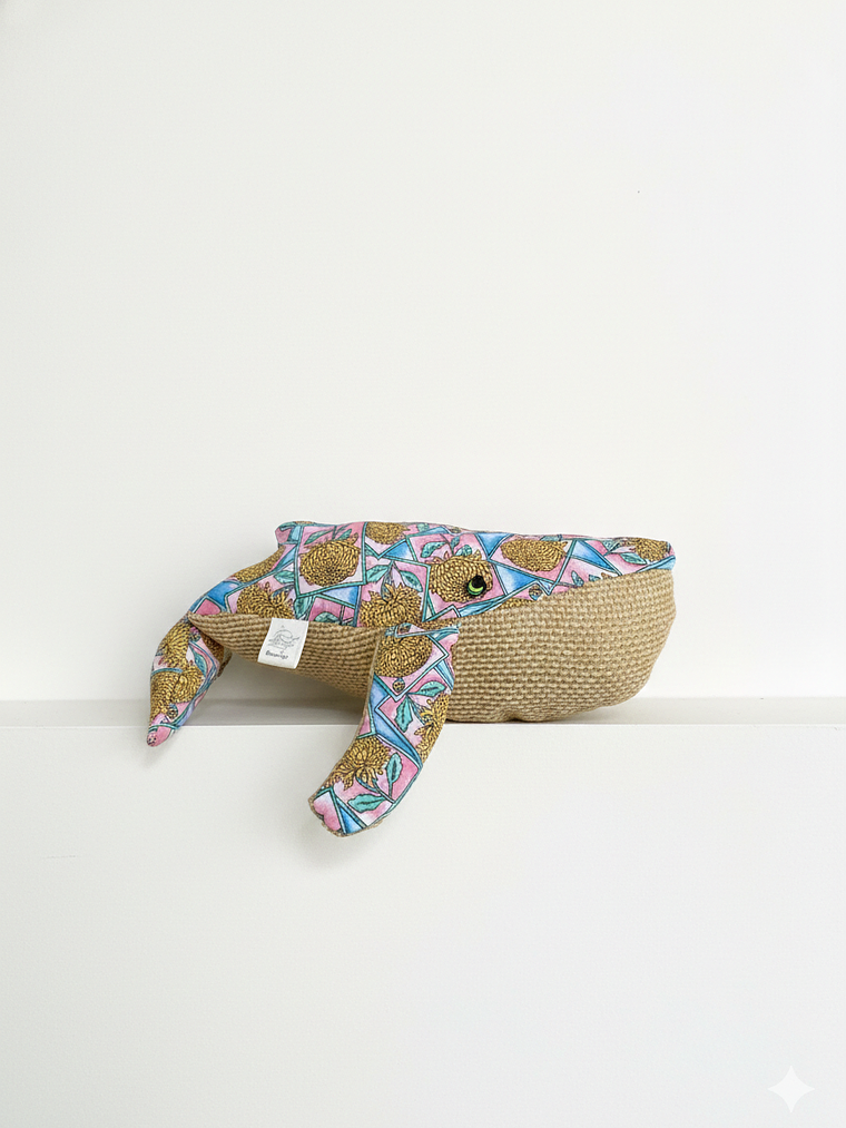 Peluche Ballena azul “S” - flores 🌸 1