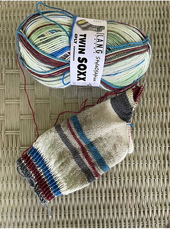 Twin Soxx Lang Yarn 100 grs para 2 calcetas