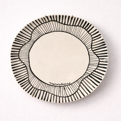 Platos Rayas B&W