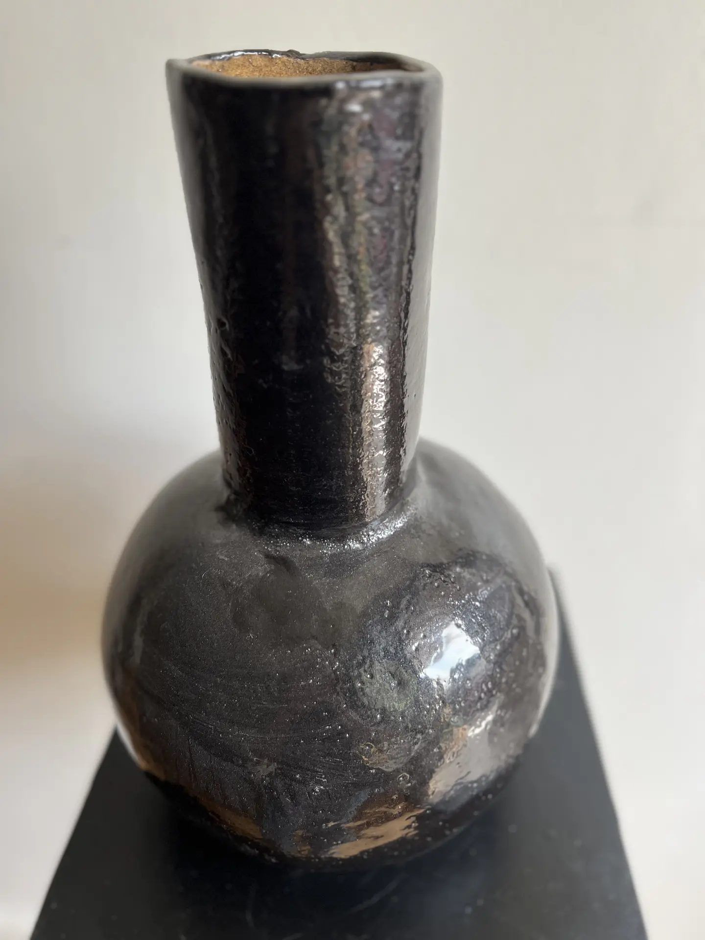 Florero Óxido Negro 2