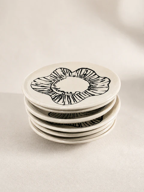 Set Platos B&W