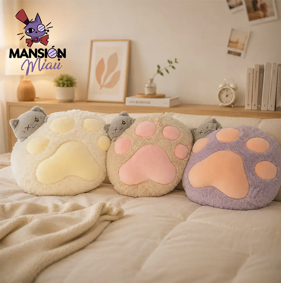 PELUCHE COJÍN PATITA CON GATO GRIS 1
