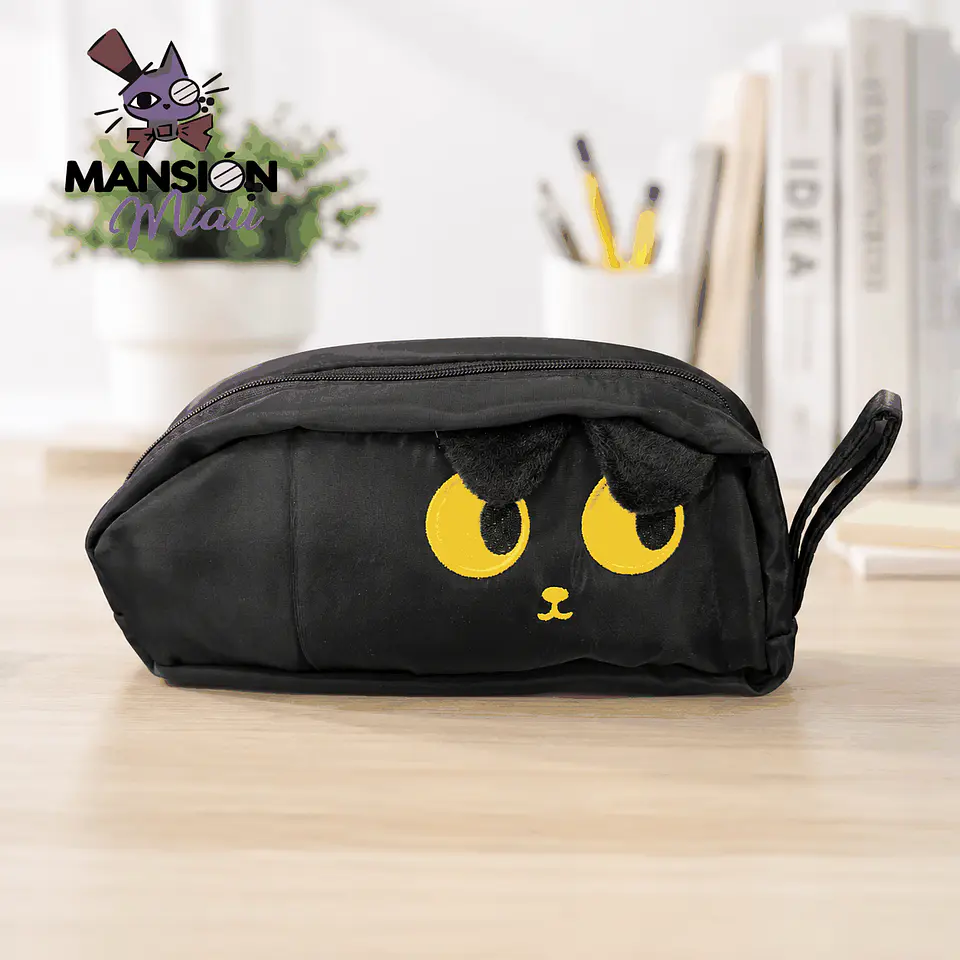 ESTUCHE GATO NEGRO OJOS AMARILLOS 1