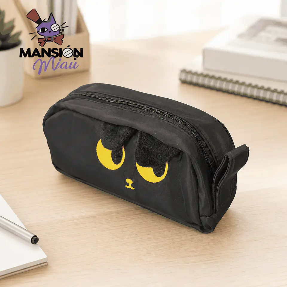 ESTUCHE GATO NEGRO OJOS AMARILLOS 2