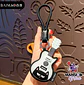 LLAVERO BAG CHARM INSTRUMENTOS CON DISEÑO DE GATO - Miniatura 2