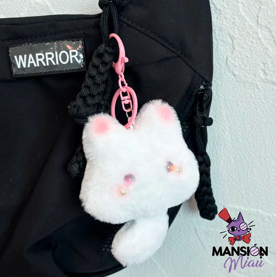 LLAVERO BAG CHARM GATITO BLANCO OJOS DE COLORES 4