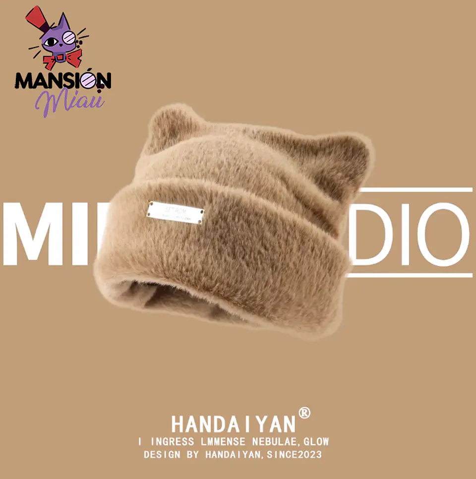 GORRO PELUDO CUADRADO OREJITAS 3