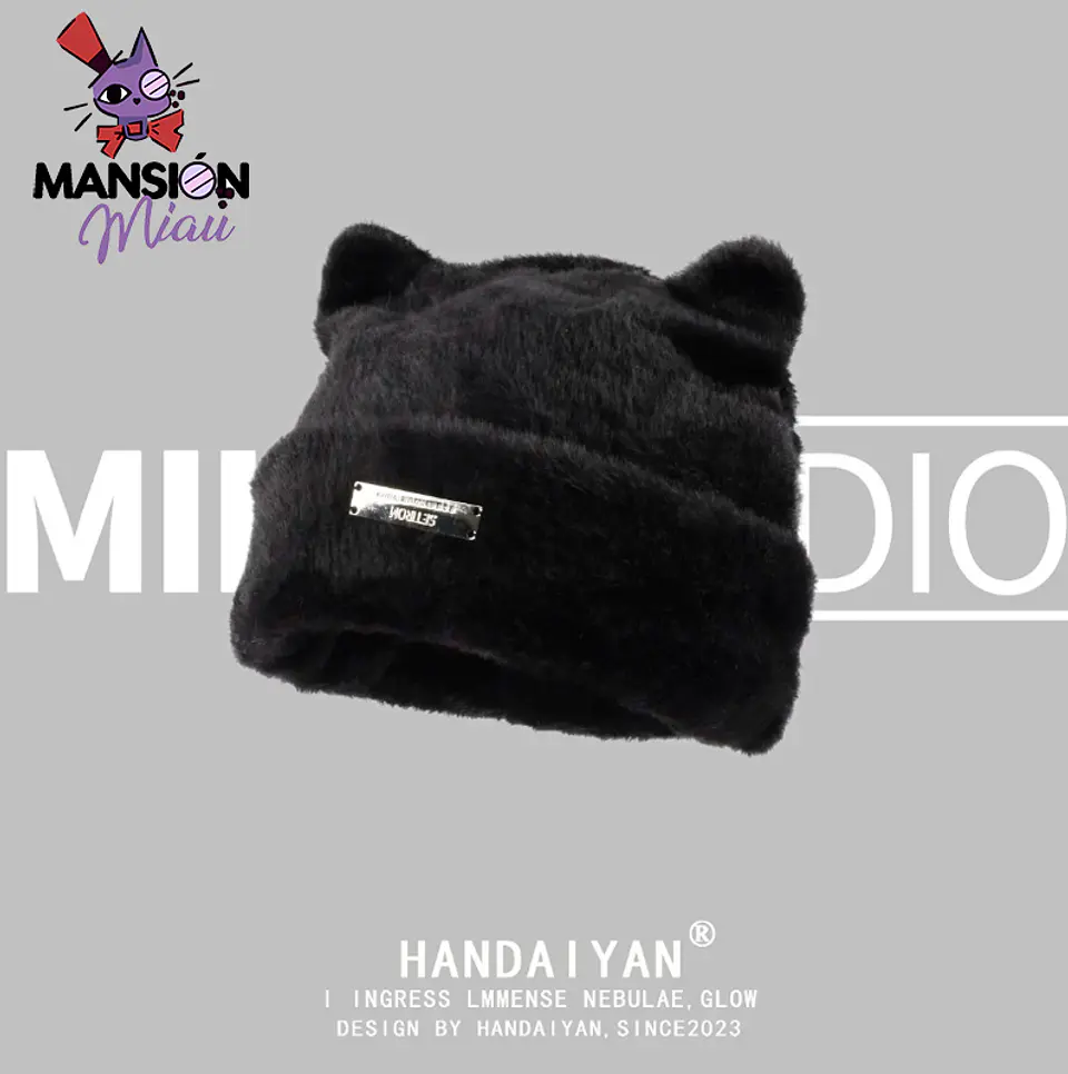 GORRO PELUDO CUADRADO OREJITAS 5