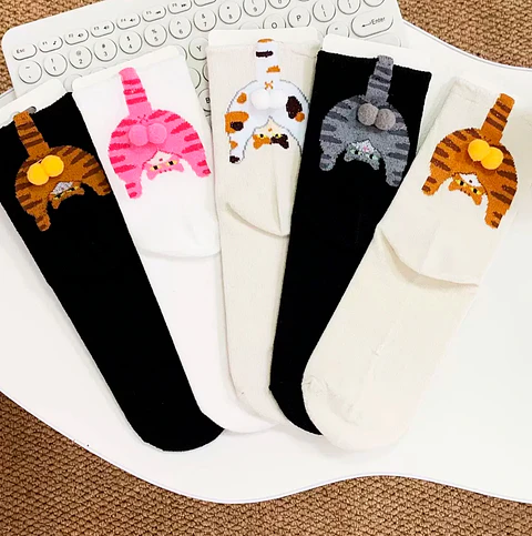 CALCETINES GATITO CON BOLITAS