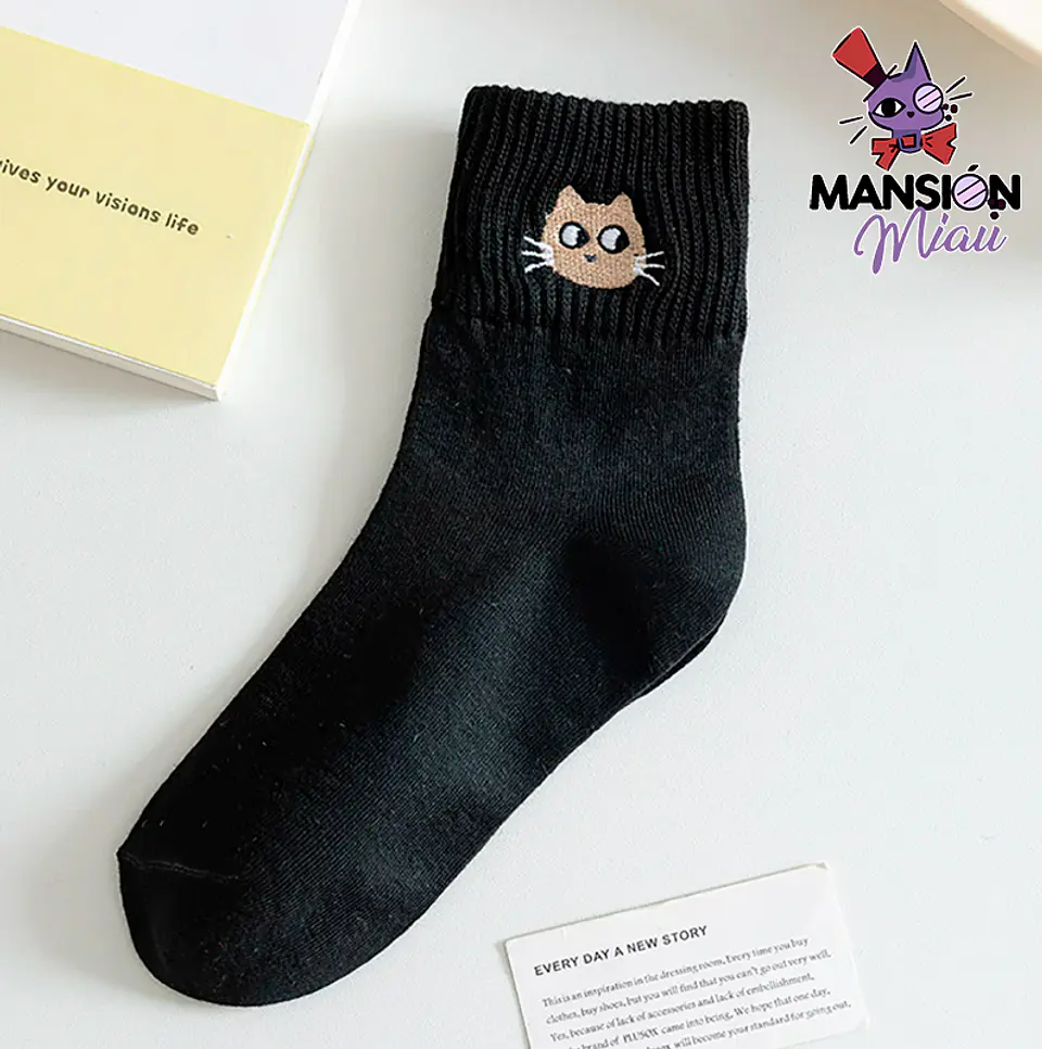 CALCETINES DE ALGODÓN QUARTER GATITO BORDADO 11