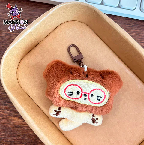 LLAVERO BAG CHARM GATITO CON GORRO DISFRAZ