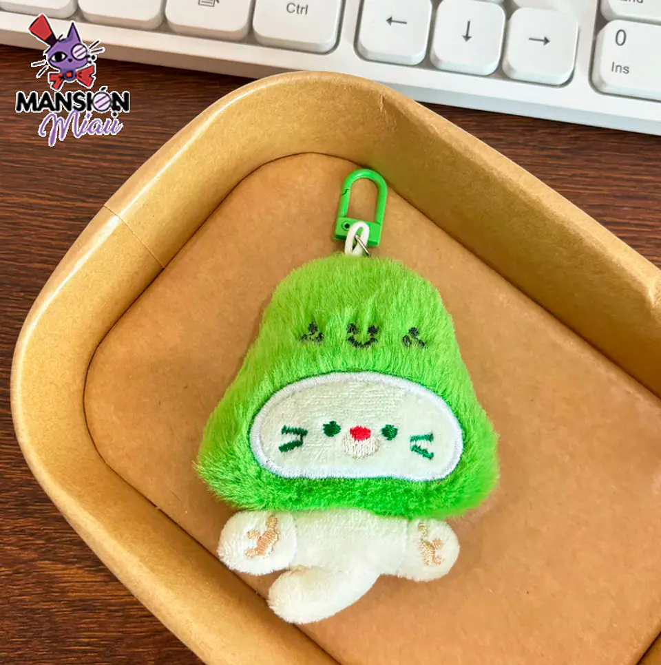 LLAVERO BAG CHARM GATITO CON GORRO DISFRAZ 7