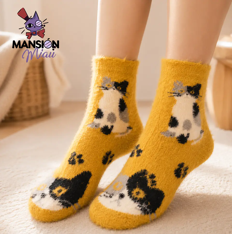 CALCETINES PELUDOS GATITO MANCHADO 2