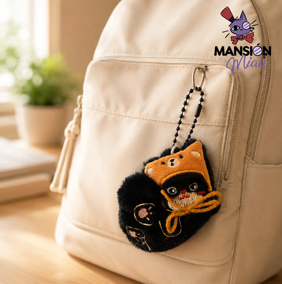 BAG CHARM GATITA CUTE DAY GORRO  3