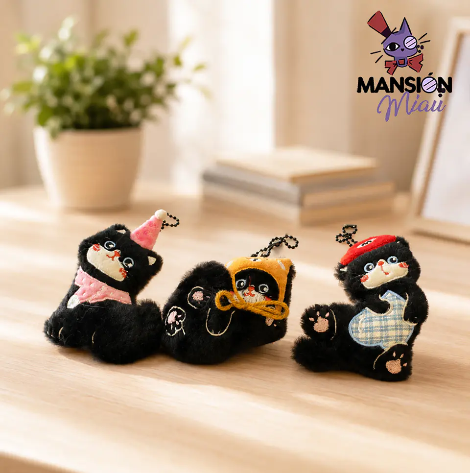 BAG CHARM GATITA CUTE DAY GORRO  1