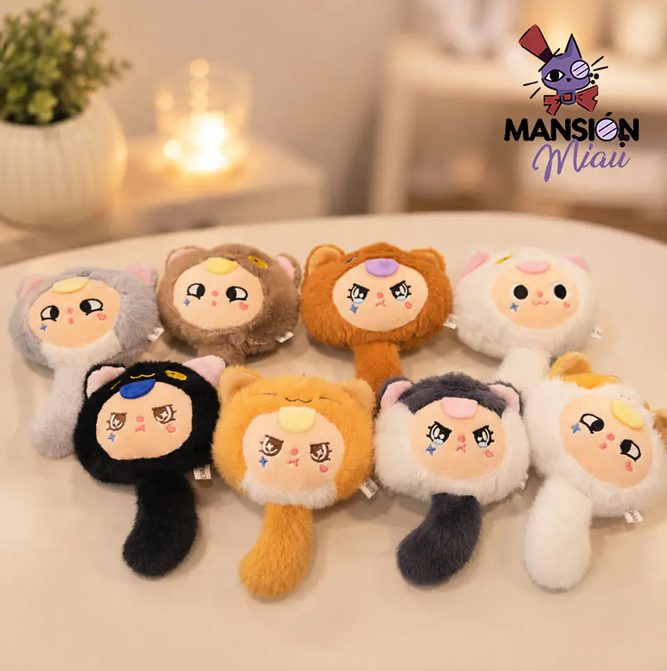 BAG CHARM HUMANO DISFRAZADO DE GATO 1