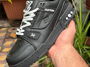 Louis Vuitton ( Talla 39 ) 