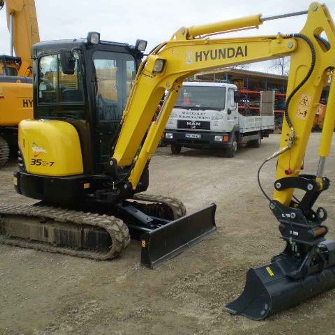 Manual de Taller - Hyundai R35Z-7 (Inglés) 1