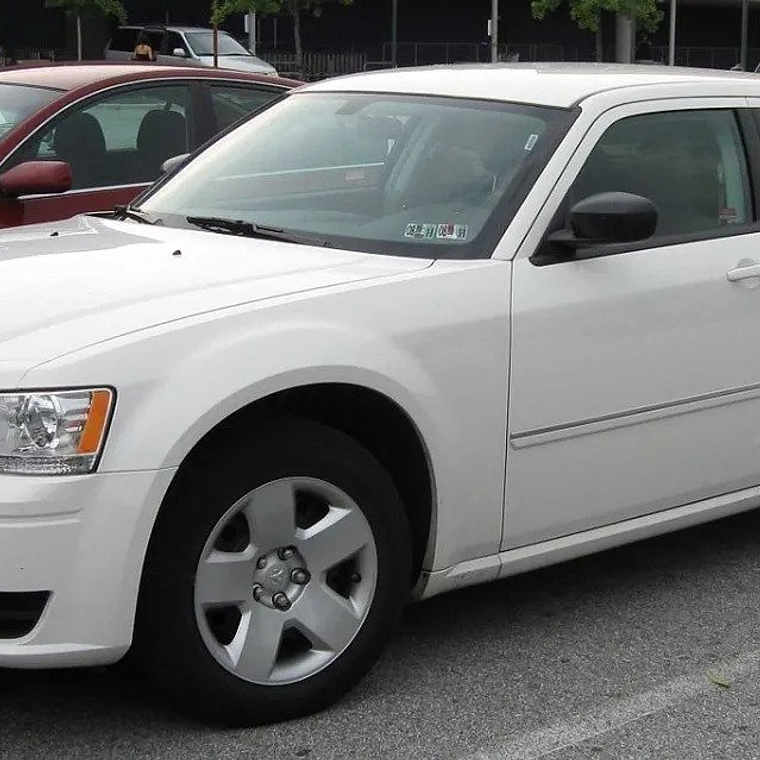 Manual De Taller Dodge Magnum (2005-2008) Español 1