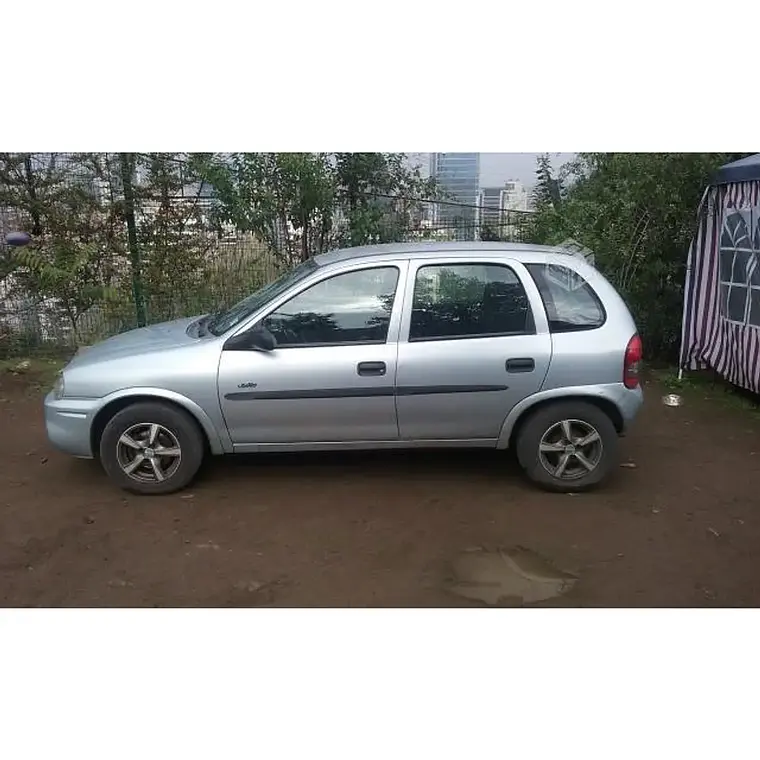 Manual de Usuario Chevrolet Corsa (2001-2006) Español 1