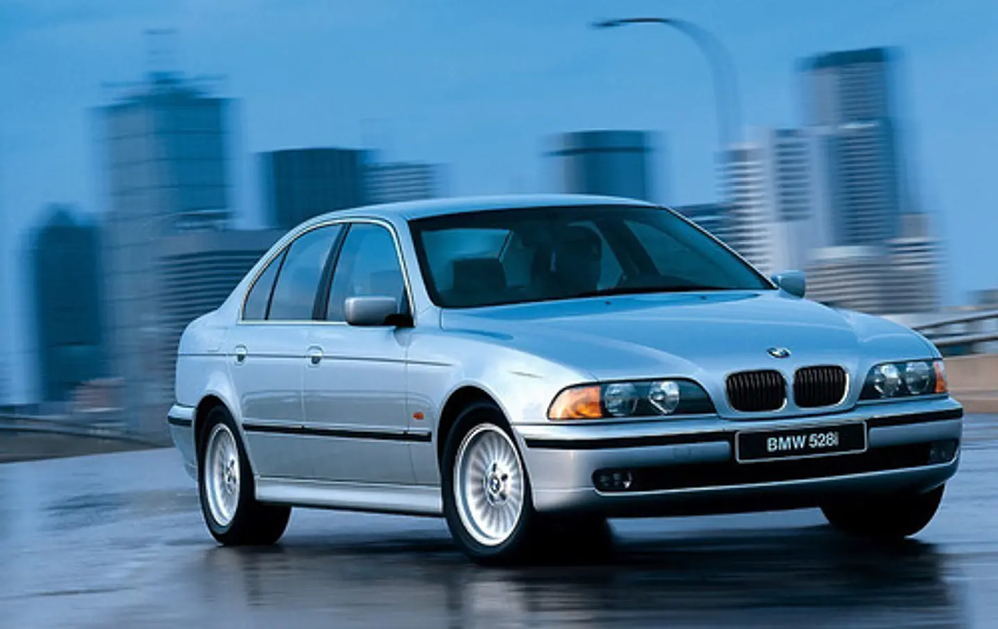 Manuale di assistenza BMW Serie 5 E39 (1997-2002) inglese*** 1