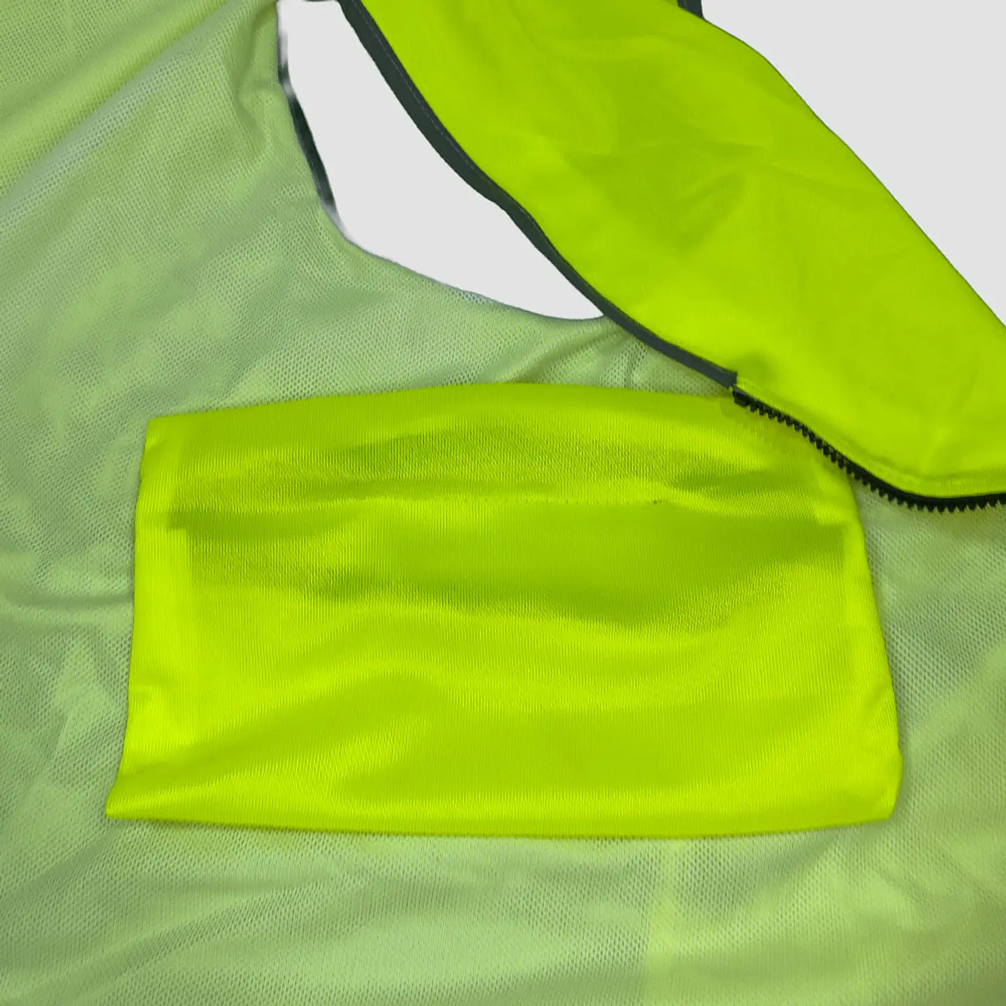 Chaleco Reflectante Auto-Empaque 4