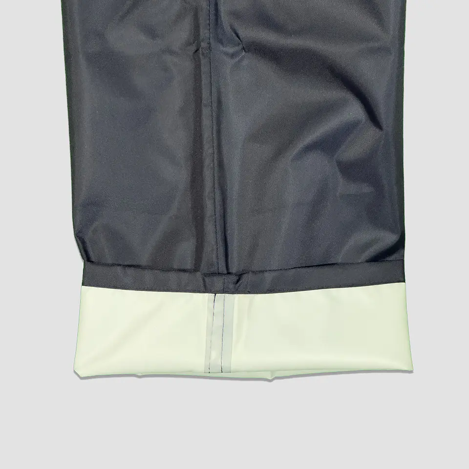 Abrigo Impermeable 2