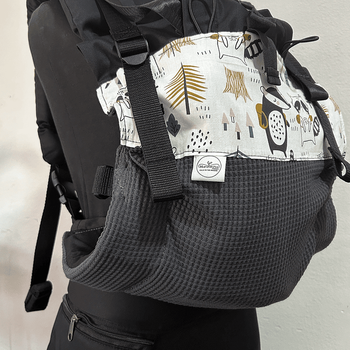 Mochila GOLDEN mapaches GRIS 3