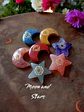 Conjunto de sete pedras dos chakras com guia e bolsa, esculpidas à mão, em formato de coraçãoovalcírculo. - thumbnail 4
