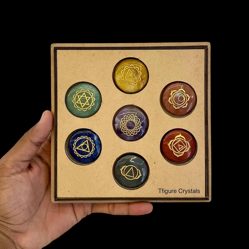 Conjunto de 7 Pedras de Cura dos Chakras: Cristais de Meditação Reiki com caixa de madeira, Cristais para Mestres Curadores 1