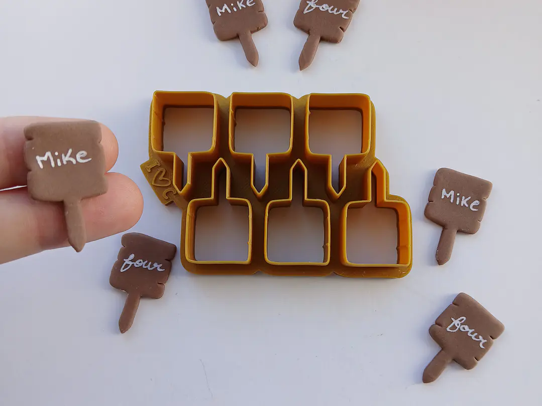 Cortador de 6 Toppers Quadrados para Cupcakes 1