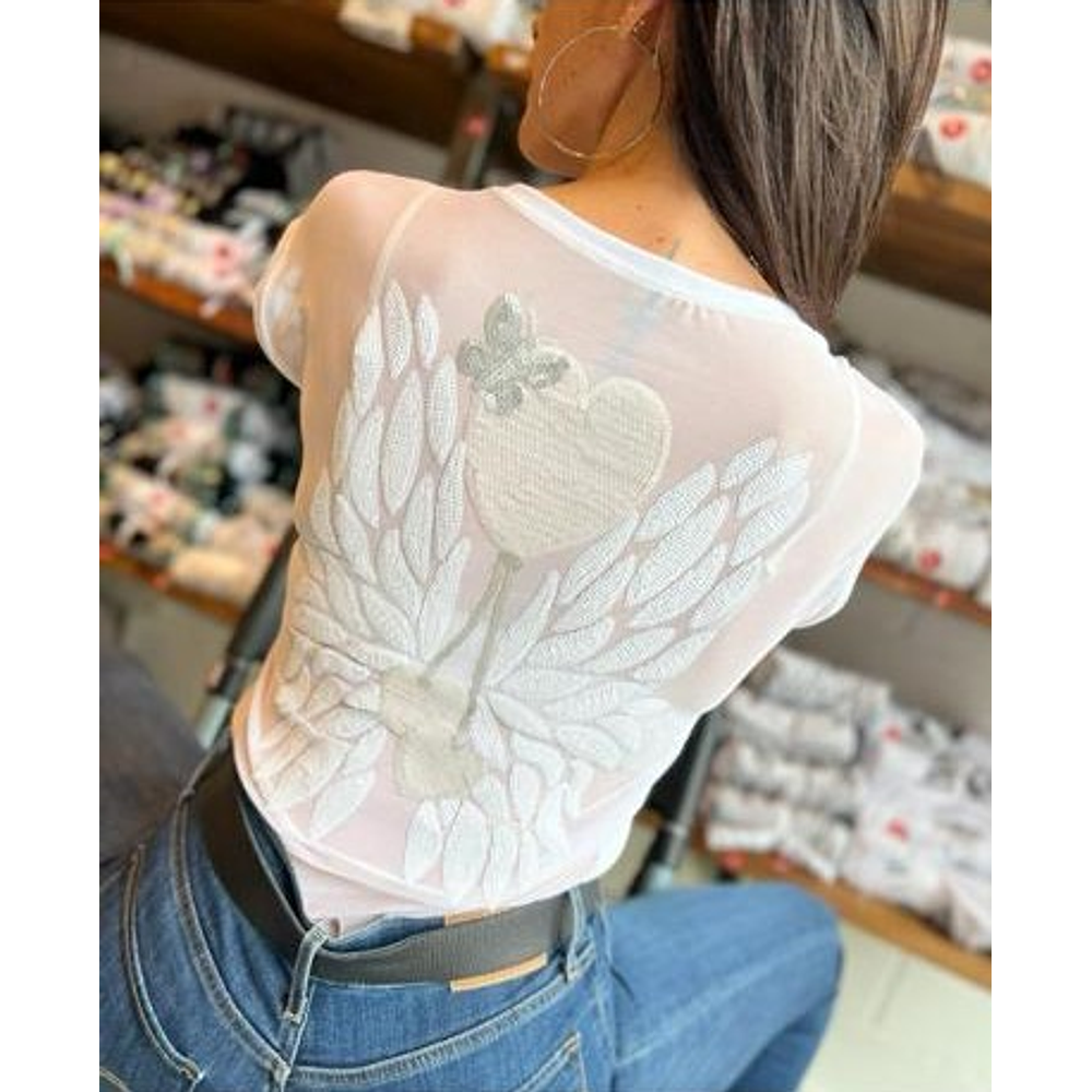 Polera Tul Corazón y Mariposa